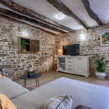 Holiday home Ana By Interhome